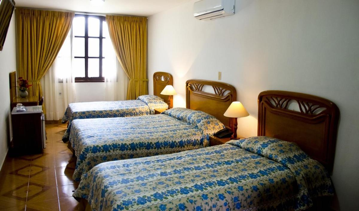 Hotel Chucarima 쿠쿠타 외부 사진