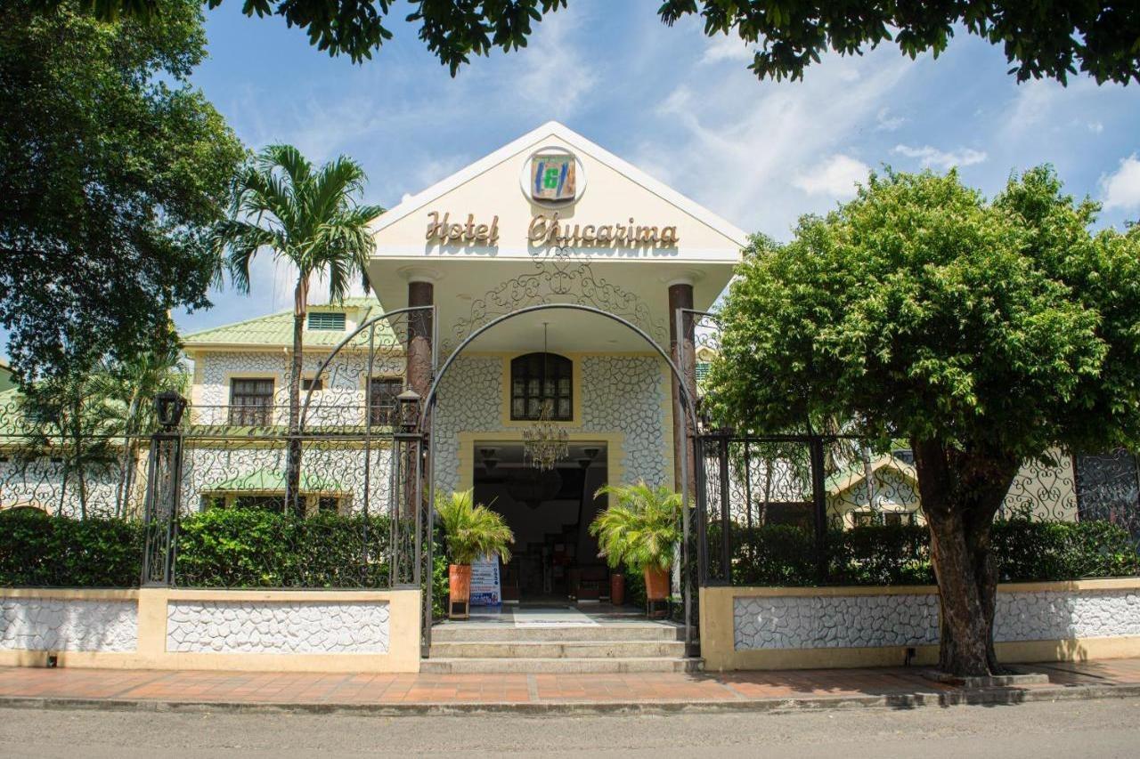 Hotel Chucarima 쿠쿠타 외부 사진