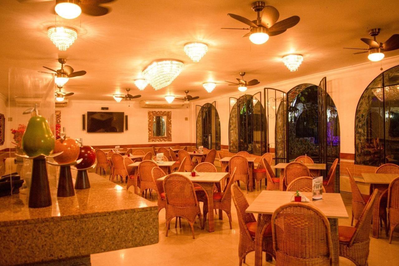 Hotel Chucarima 쿠쿠타 외부 사진